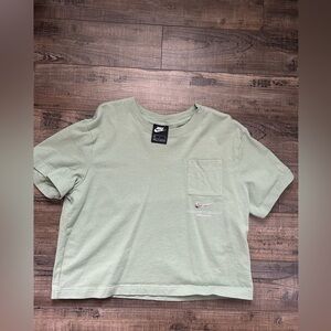 Sage green, nike, cropped tee